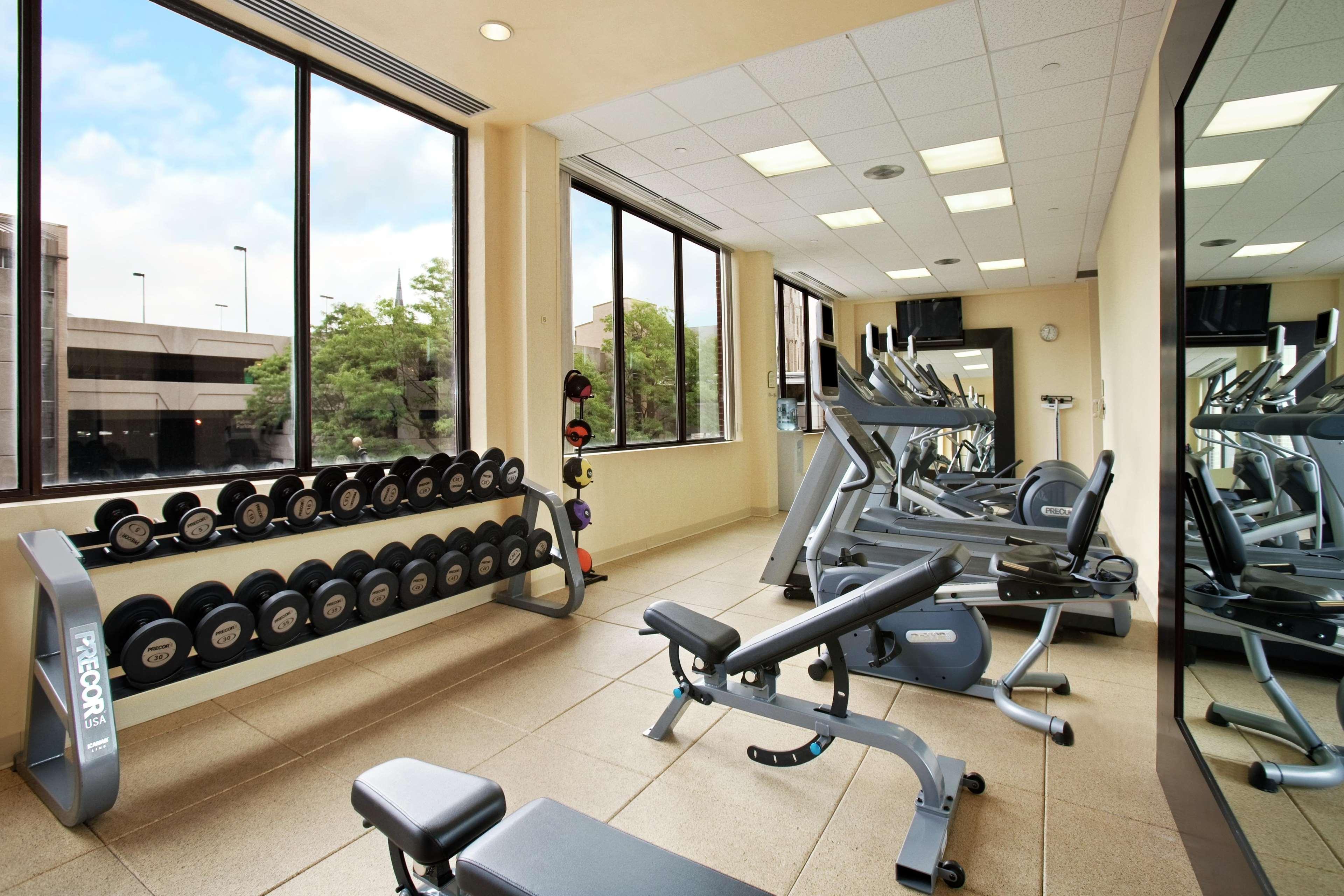 Hilton Fort Wayne At The Grand Wayne Convention Center (Adults Only) Съоръжения снимка
