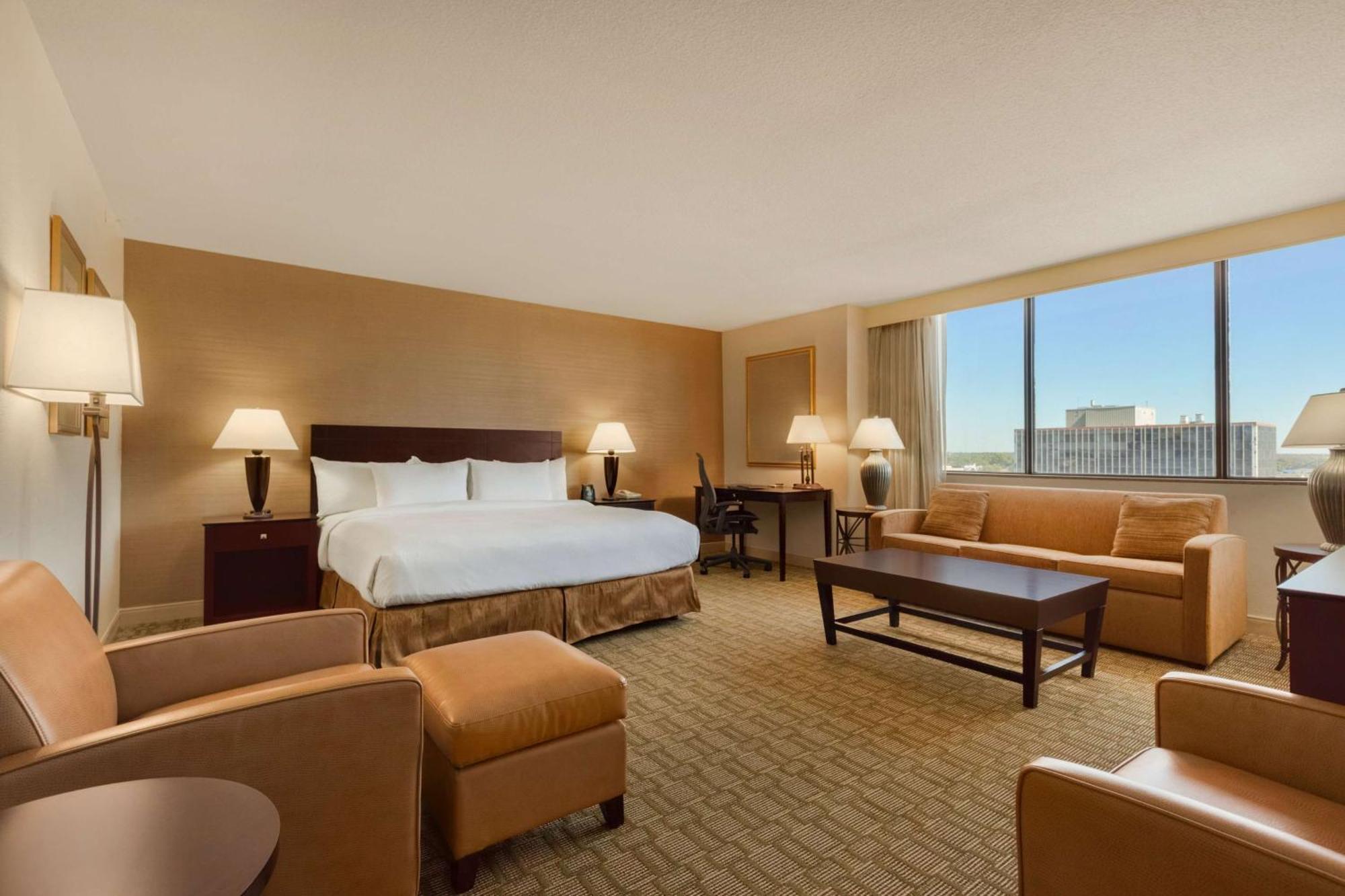 Hilton Fort Wayne At The Grand Wayne Convention Center (Adults Only) Екстериор снимка