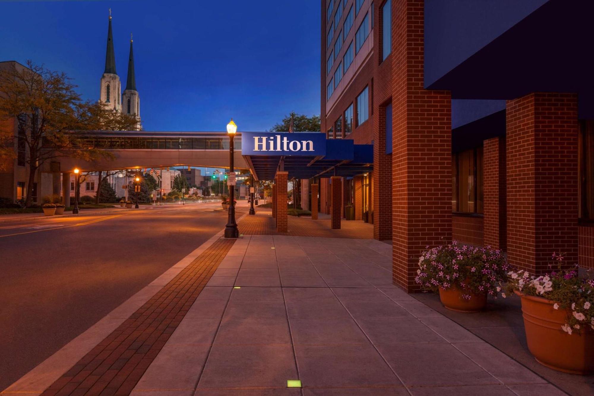 Hilton Fort Wayne At The Grand Wayne Convention Center (Adults Only) Екстериор снимка