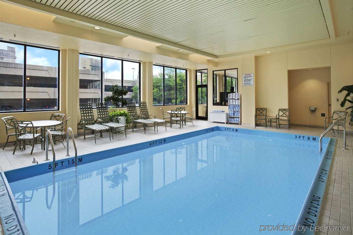 Hilton Fort Wayne At The Grand Wayne Convention Center (Adults Only) Съоръжения снимка